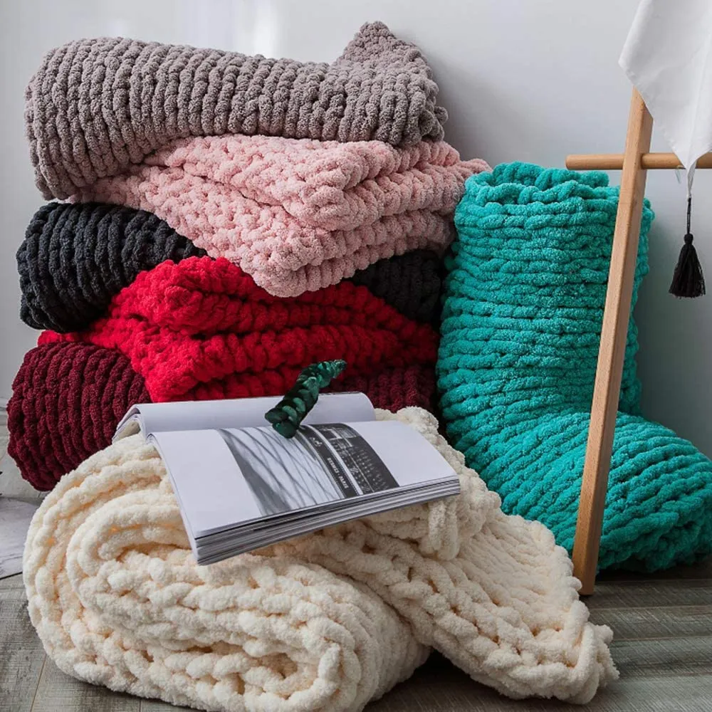 'Erla' Chenille Chunky Knit Quilt Blanket