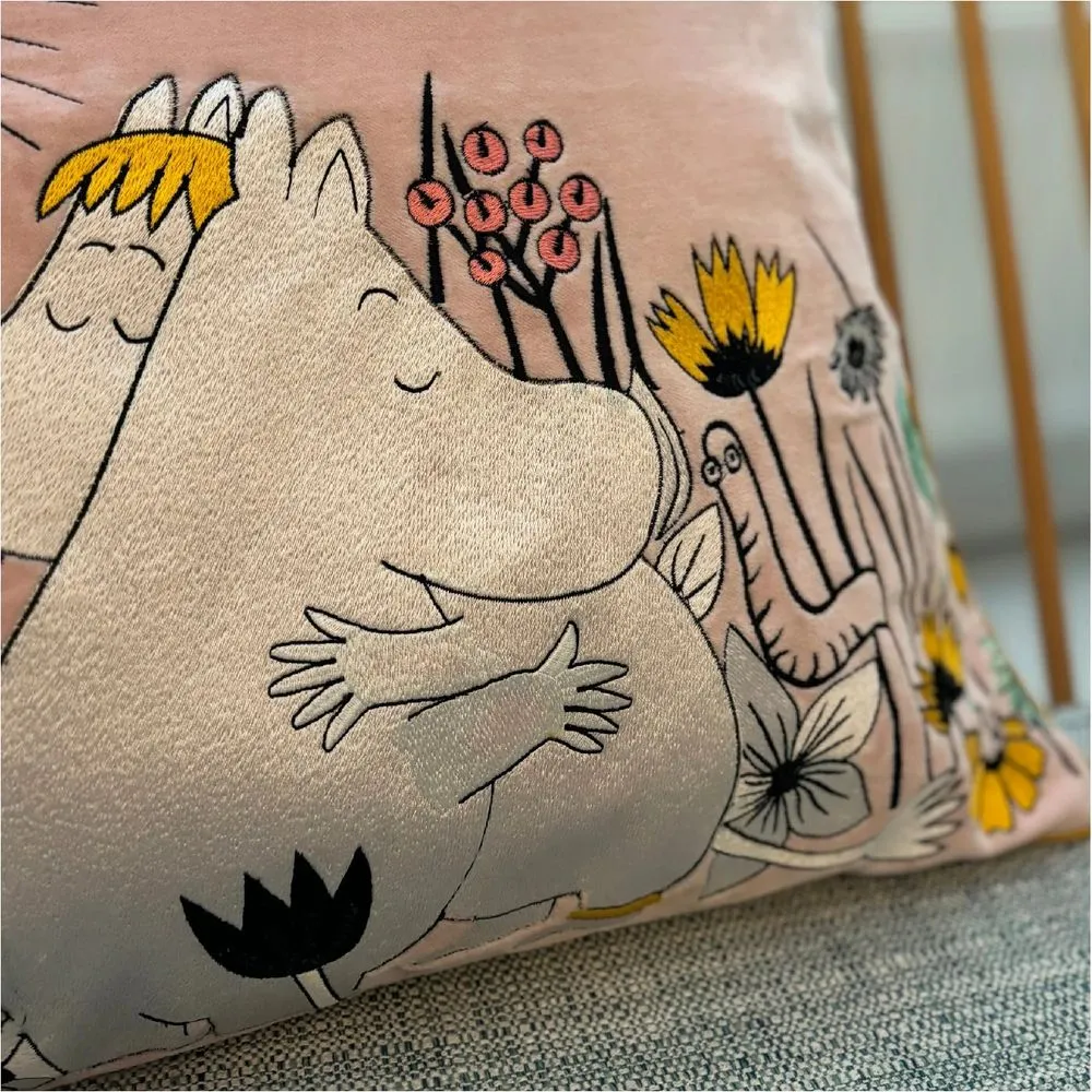 Moomin Cushion Love