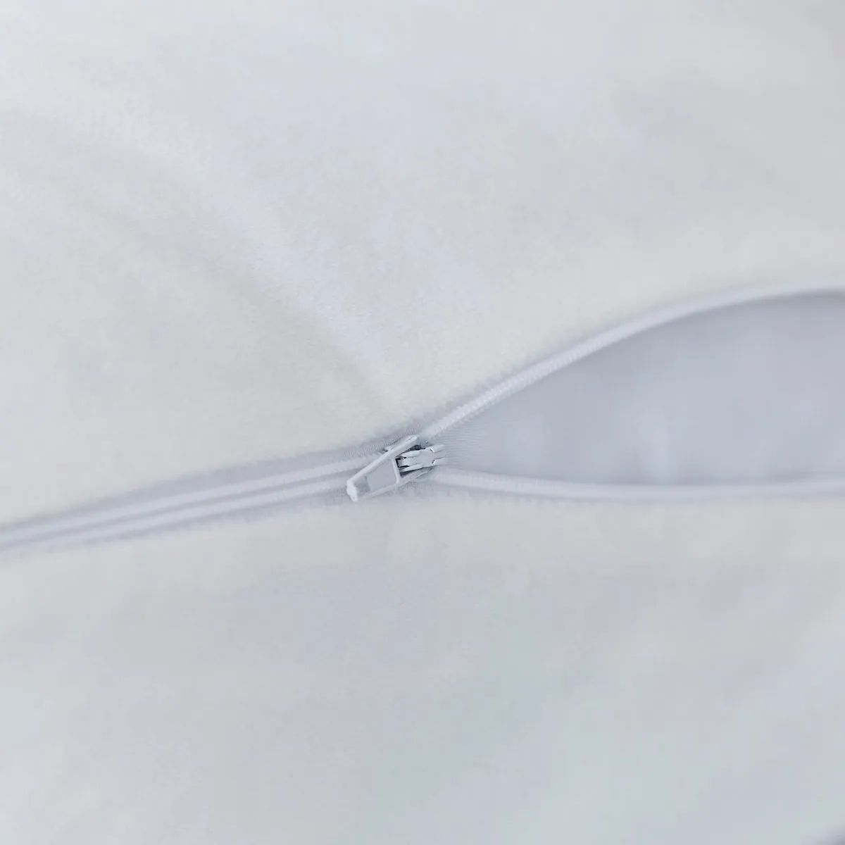Silentnight Squishy Body Support Pillow