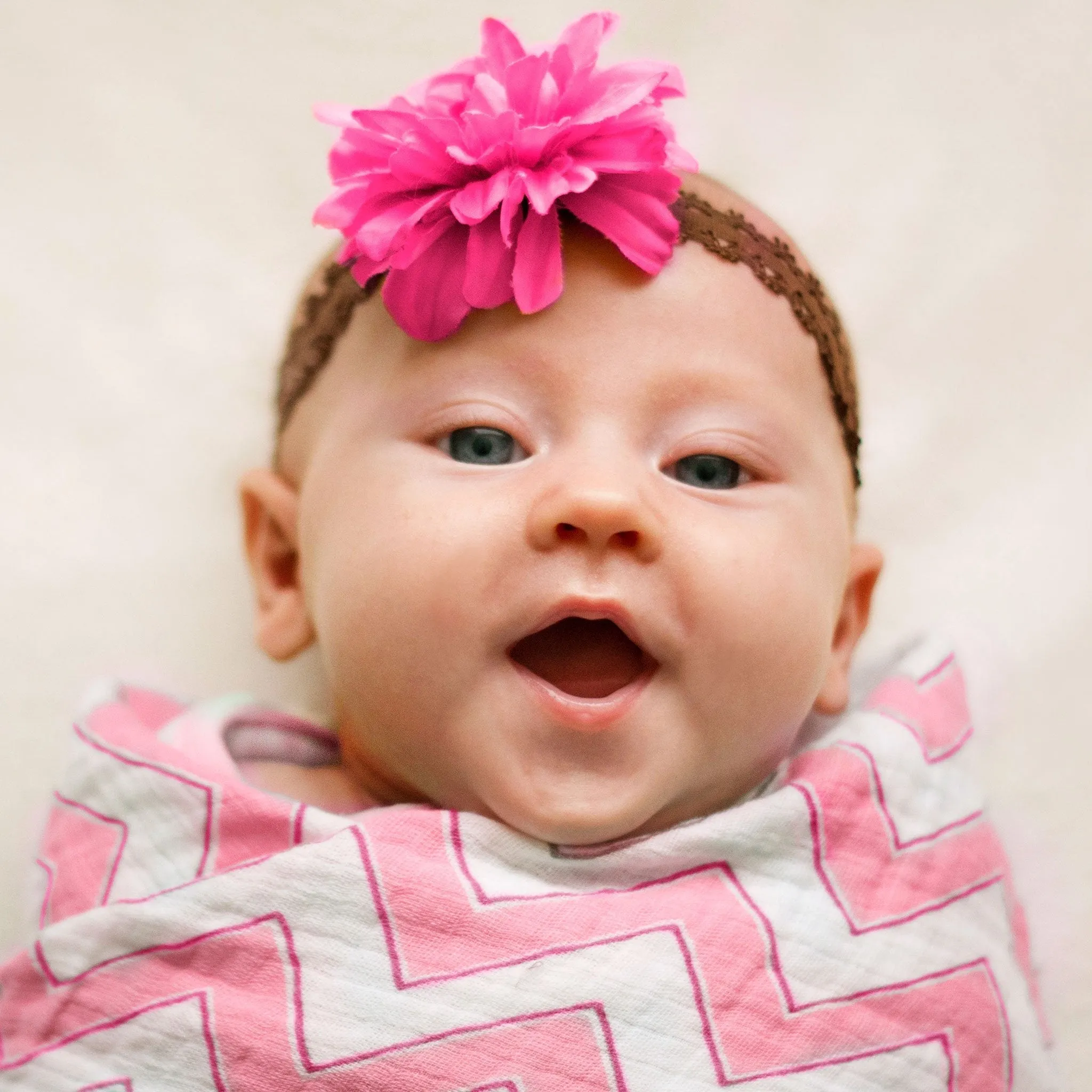 SwaddleDuo - Mama & Baby Chickies   Chevron, Pink